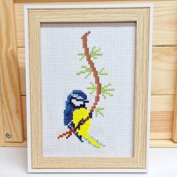 Océliane création broderie oiseau