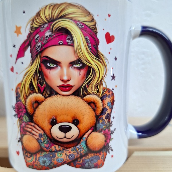 Océliane création tasse rockeuse de près